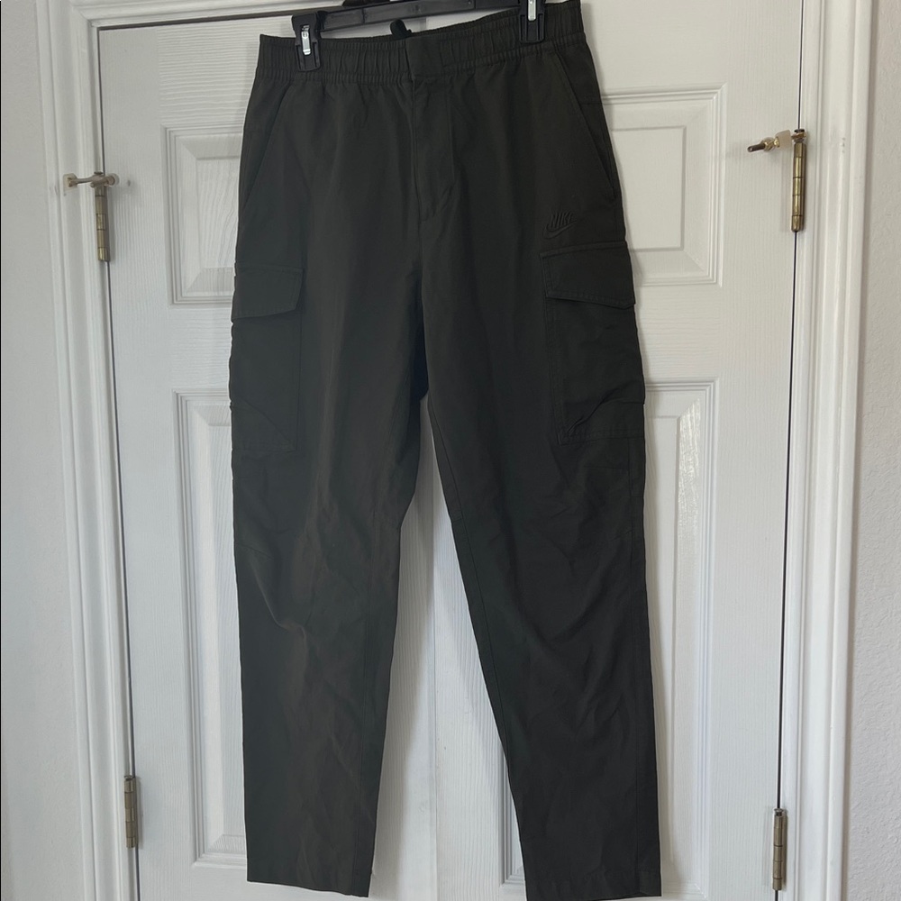 Nike Men's Dark green Cargo nylon Pants, medium